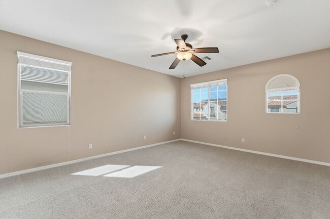 Building Photo - Spacious 3-Bedroom + Loft Home with Mounta...