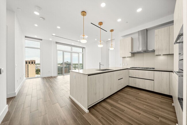 Building Photo - 123 Lexington Ave