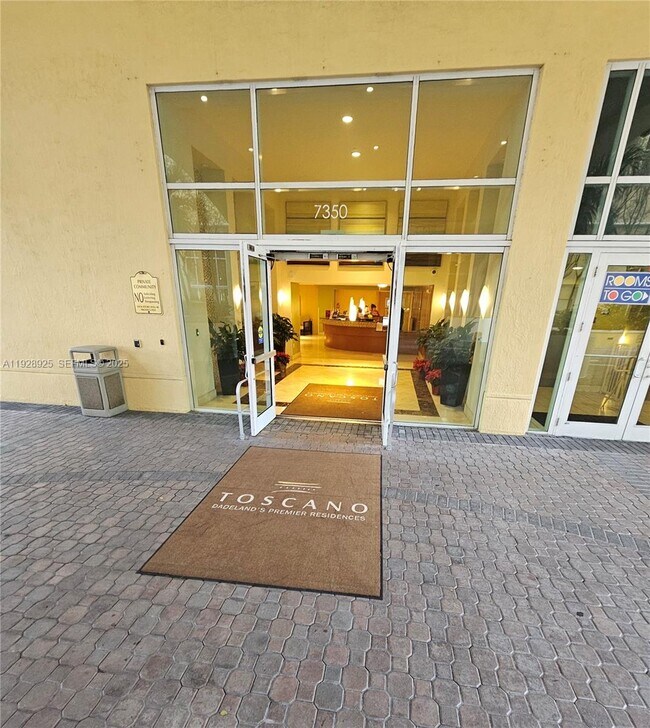 Building Photo - 7350 SW 89th St