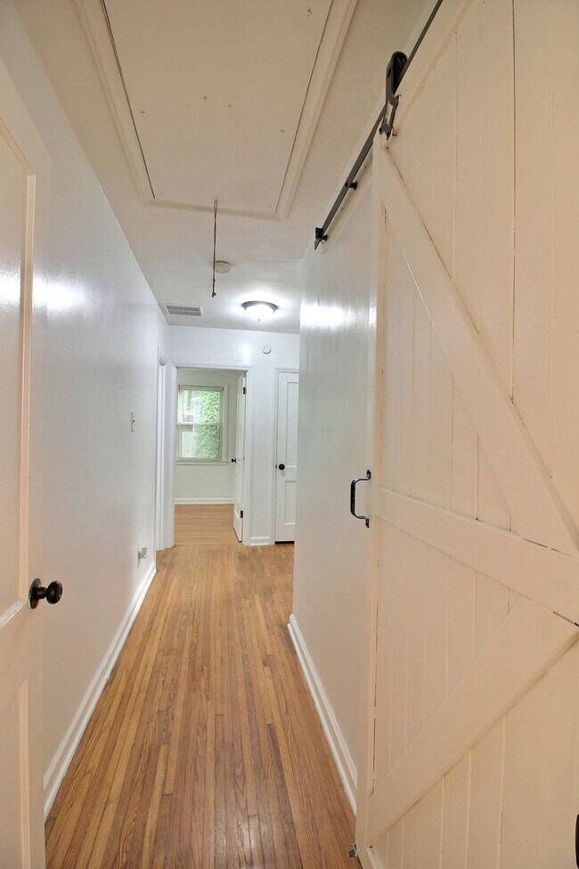 Building Photo - 4264 Eastern Cove
