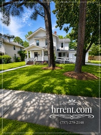Building Photo - Amazingly Large 4 Bedroom 2 Bathroom Two Story Home located in the Chesterfield Heights area of N...
