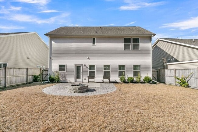 Building Photo - 1624 Shady Pine Rd