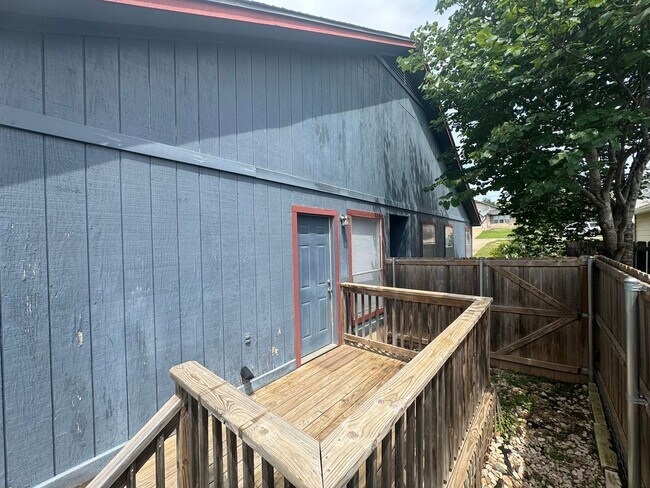 Building Photo - Walt/Mintz Properties1 (522 Cutty Trl)