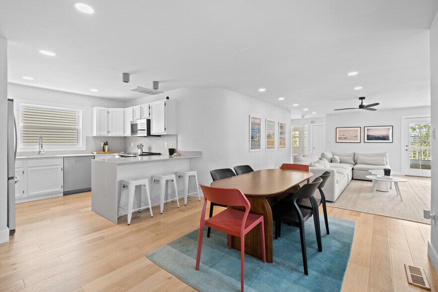 Building Photo - 9417 Winchester Ave