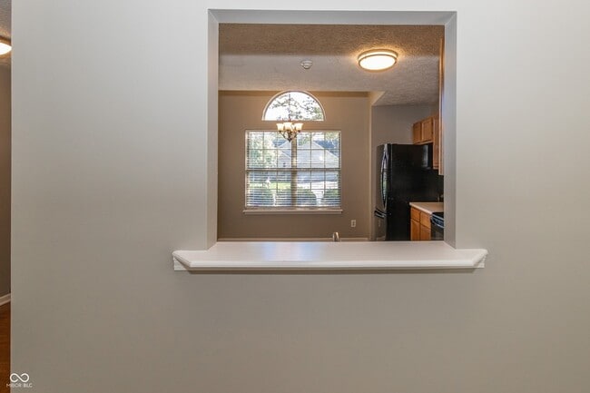 Building Photo - 10768 Belair Dr