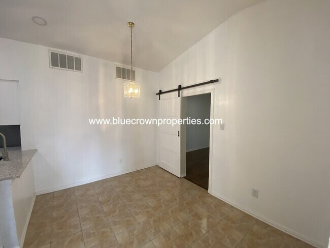 Building Photo - 2702 Stonecreek Pl
