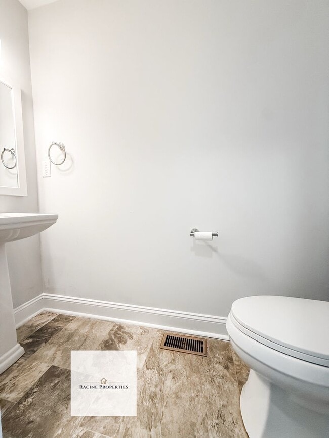 Building Photo - Spacious Living on a Generous Lot in Easley — Now Available for Rent!