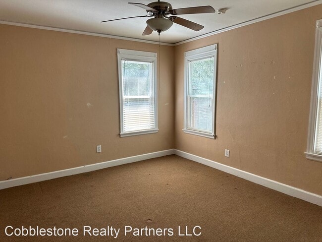 Building Photo - 2 br, 1 bath House - 62 W Bennett Street