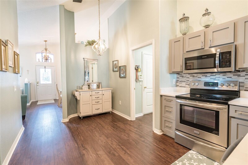 Building Photo - 25214 7 Rivers Cir