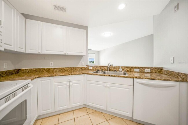 Building Photo - 255 West End Dr