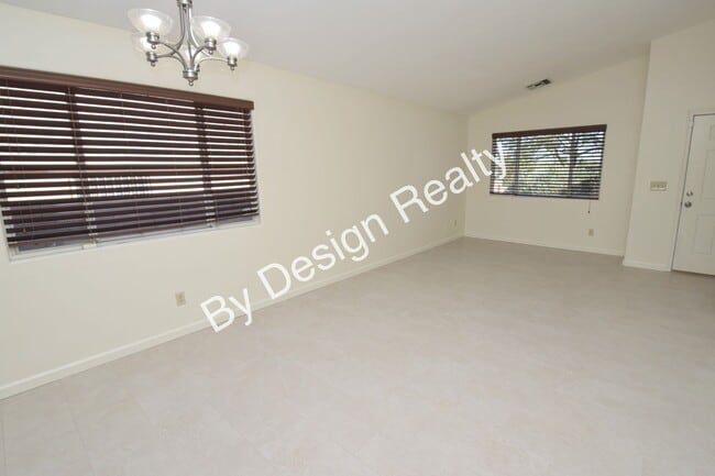 Building Photo - West Side - Rancho De Colinas- 3 Bed 2 Bath with Private Pool - Hillside & Mountain Views