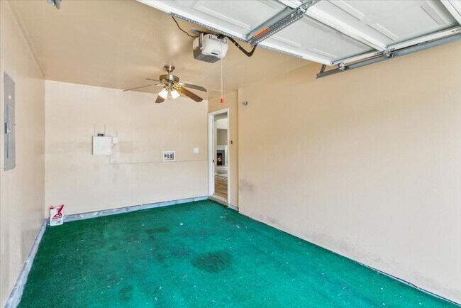 Building Photo - 38 Angelia Way