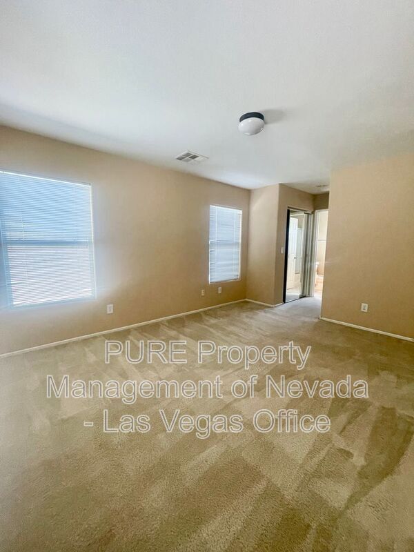 Building Photo - 126 Solidago Ave