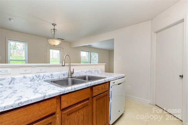 Building Photo - 7311 Mitzi Deborah Dr
