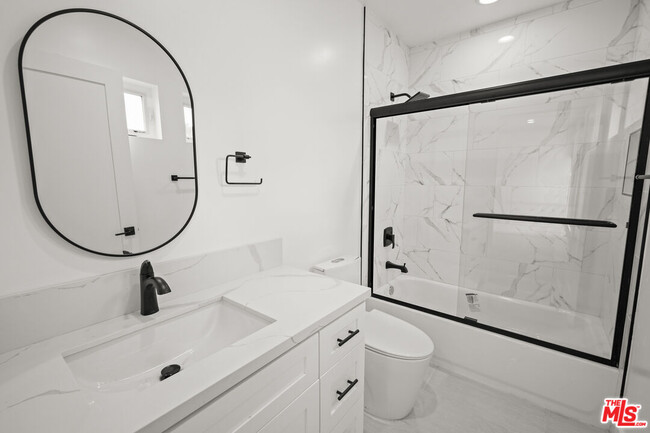 Building Photo - 2700 Fletcher Dr