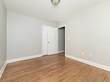 Building Photo - 316 Gower St