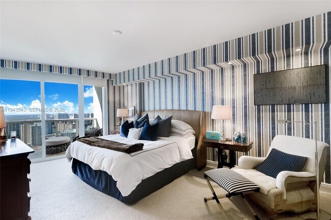 Building Photo - 17201 Collins Ave