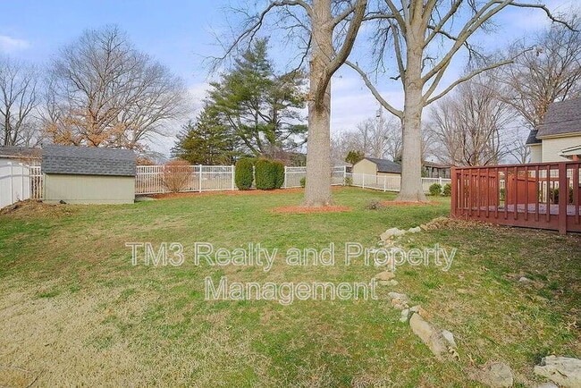 Building Photo - 506 S 17th St