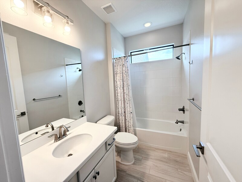 Building Photo - 7917 Dobre Wy