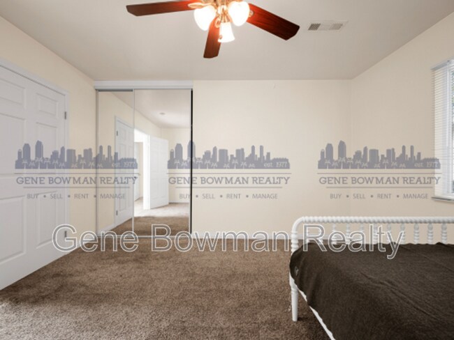 Building Photo - 6129 Pembroke Dr