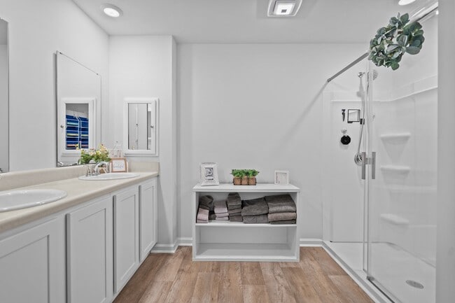 Building Photo - 402 Folkstone Rd