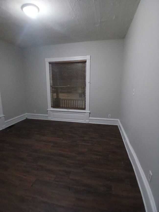 Building Photo - 510 S St Joseph St