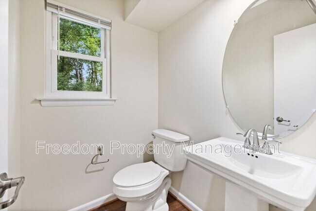 Building Photo - 5256 Sudberry Ln