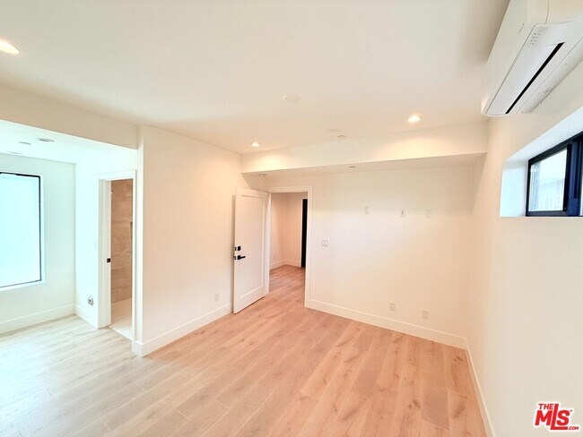 Building Photo - 3414 London St