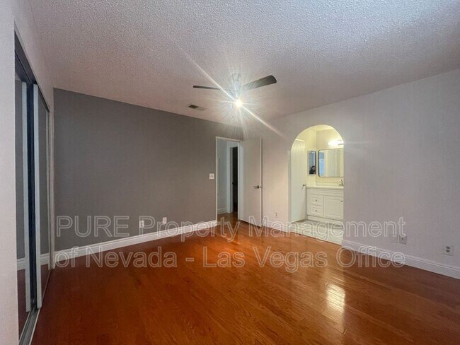 Building Photo - 2200 S Fort Apache Rd