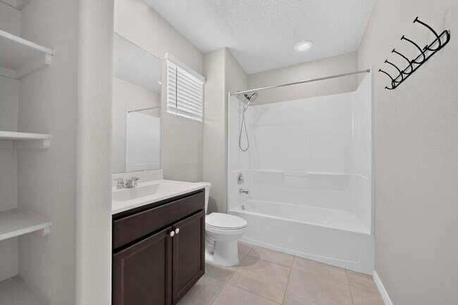 Building Photo - 4847 Mount Salas St NE