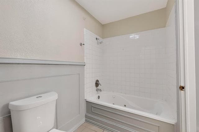 Building Photo - 3925 Brandon Park Dr