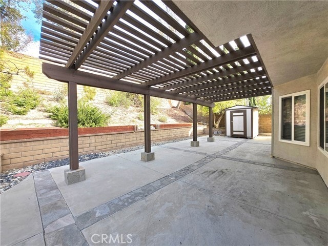 Building Photo - 2173 Seaview Dr