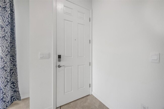 Building Photo - 2555 Bending Bonsai Dr