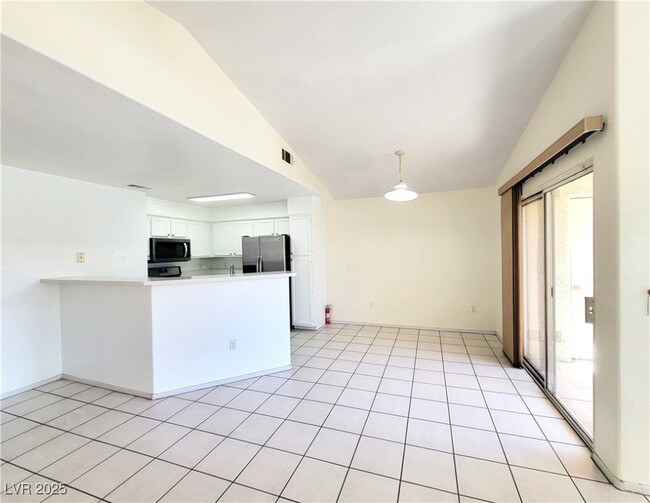 Building Photo - 5415 W Harmon Ave
