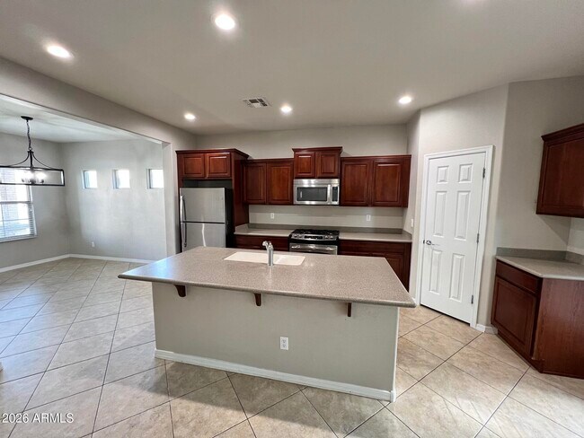 Building Photo - 4642 S Carmine Ln