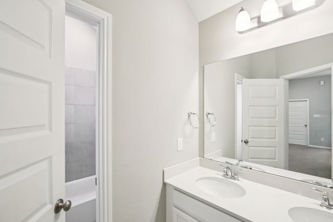 Building Photo - 2641 Summer Indigo Trl