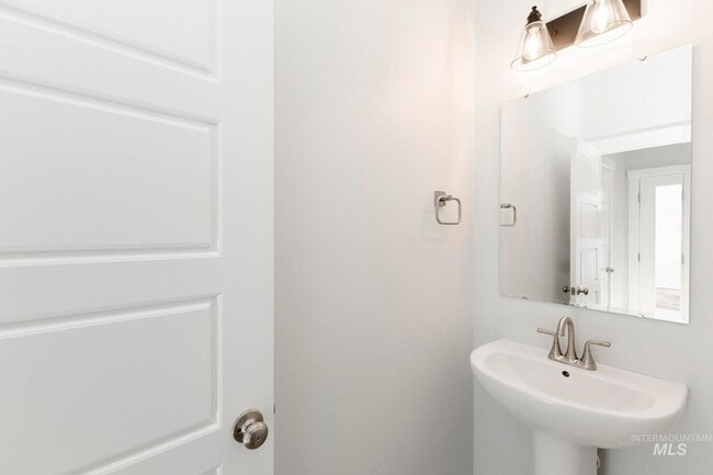 Building Photo - Brand-New Meridian Home – Open Concept Living, Community Pool & Loft Space