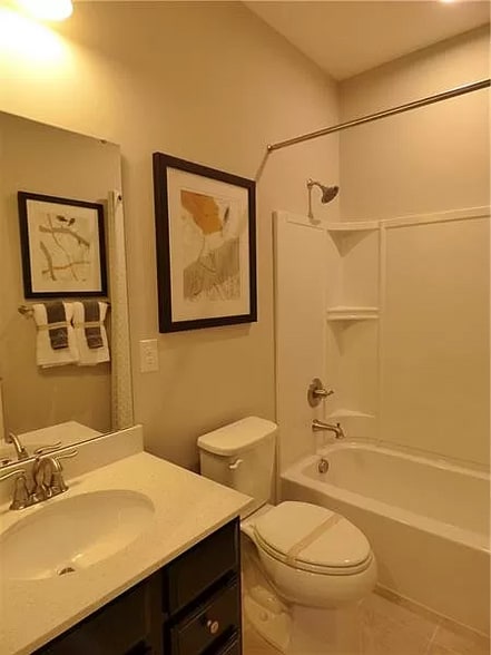 Building Photo - 1008 Mohawk Ln