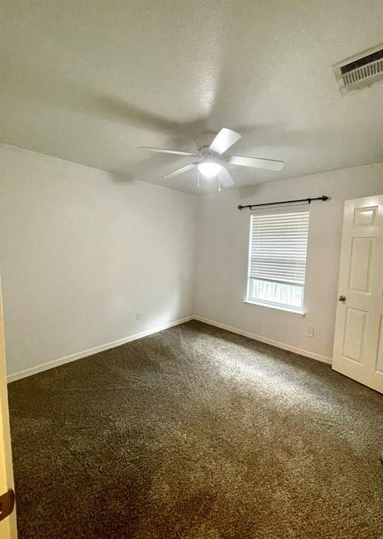 Building Photo - 4235 Fairmeadow Dr
