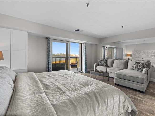 Building Photo - 133 Commander Shea Blvd