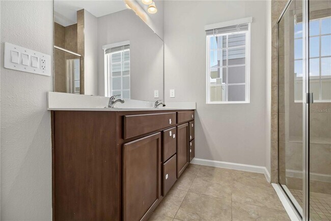 Building Photo - 4525 Pippin Ln