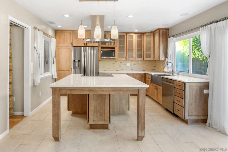 Building Photo - 17610 Hada Dr