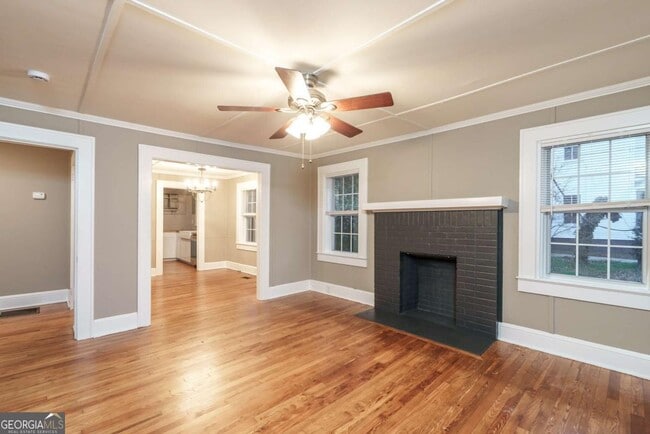 Building Photo - 240 Boulevard