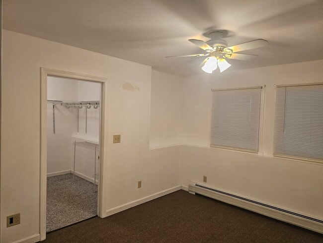 Building Photo - 30 Sterling Ln