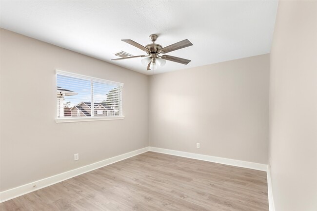 Building Photo - 19106 Spruce Bough Ln