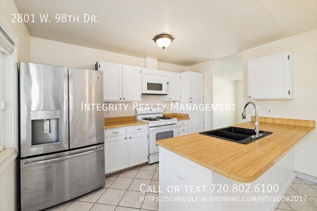 Building Photo - 2801 W 98th Dr