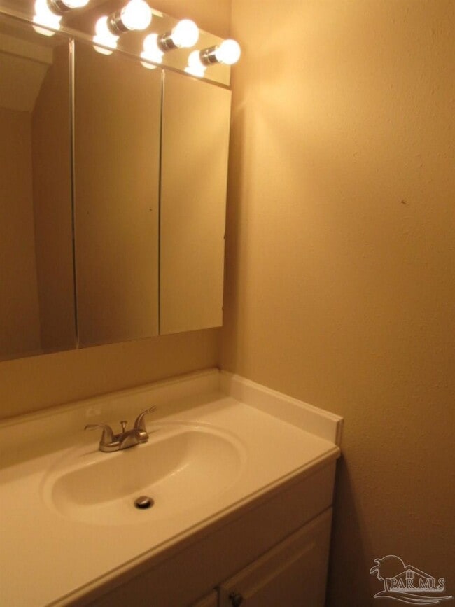 Building Photo - 2149 Schwab Ct