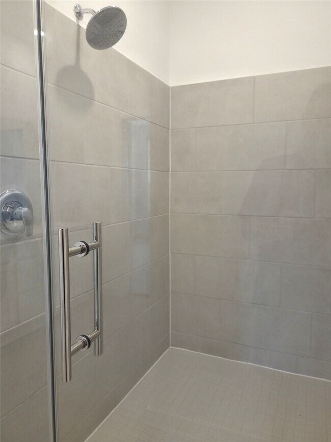 Building Photo - 6511 Silver Emperor Ln