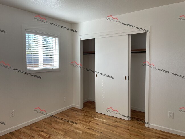 Building Photo - STATUS:  AVAILABLE | R136B | $2195.00