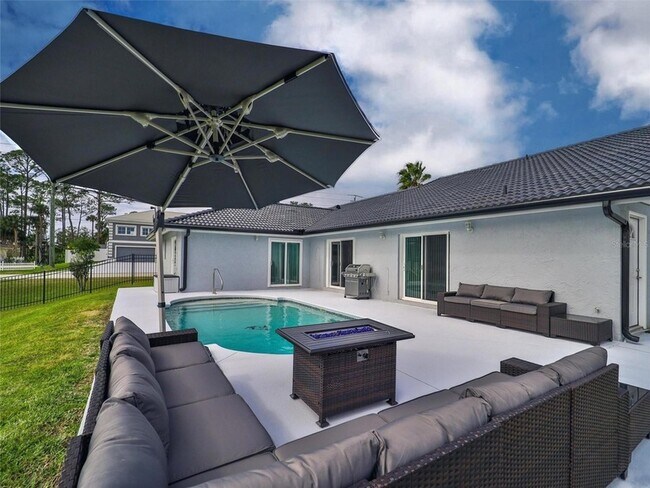 Building Photo - 2 Cedar Ct